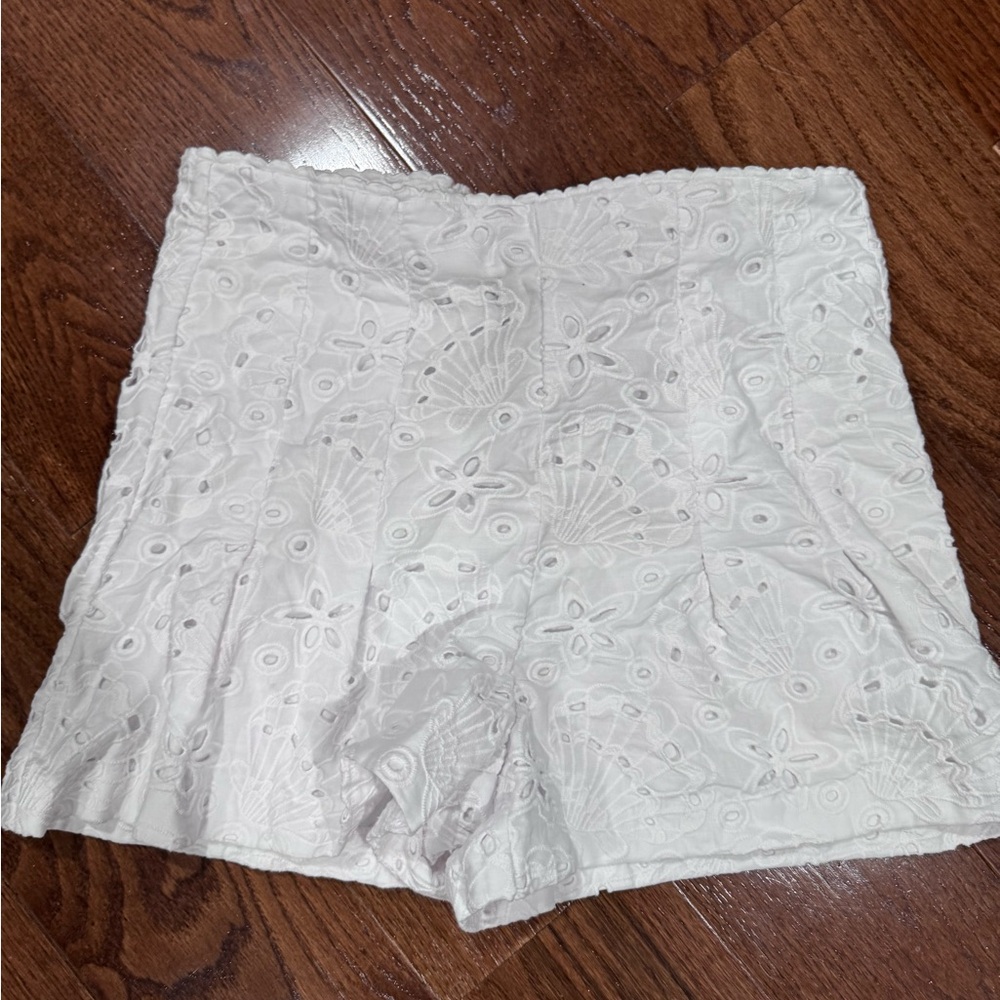 Lilly Pulitzer White Lace Shorts